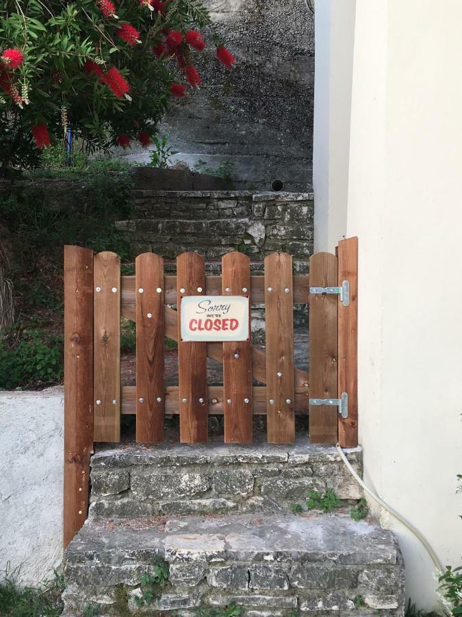 Chez Nikos Villa Kompítsion Eksteriør bilde
